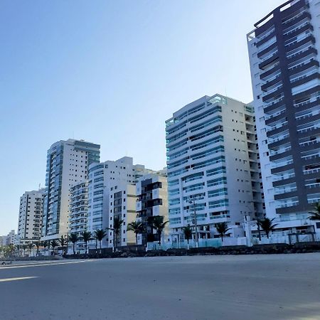Ap Padrao Pe Na Areia Centro Top Mongaguá Exteriör bild